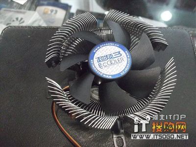 入門散熱利器 超頻三青蛇特別版僅24!_網(wǎng)易數(shù)碼